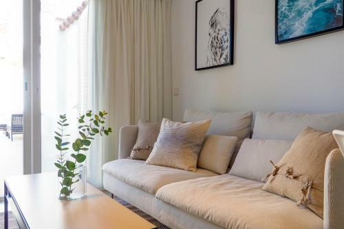 San Sebastian Apartment With Patio By Hello Apartments Sitges