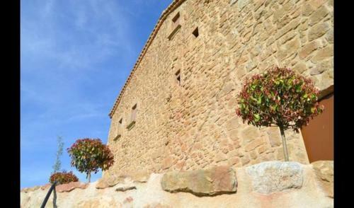 Solsona Villa Sleeps 15 With Pool