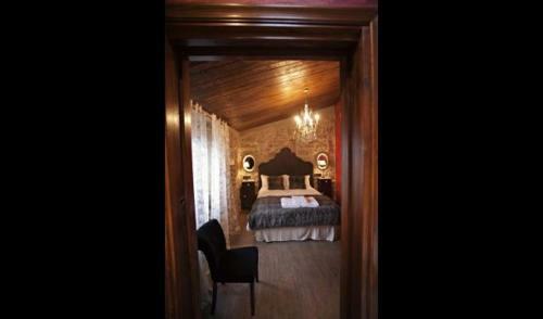 Solsona Villa Sleeps 15 With Pool