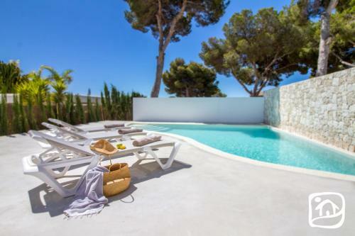 Abahana Villas La Calita