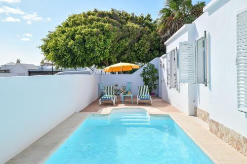 Villa R�stica Con Piscina Privada