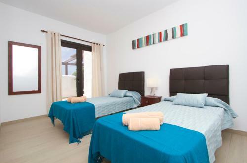 Villa Mojones - 4 Bedrooms Large Heated Pool