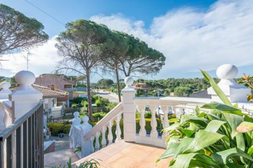 Villa Homeholidaysrentals Corts