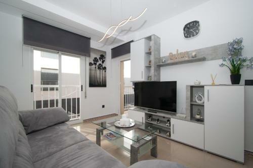 090 New Beach Apartment