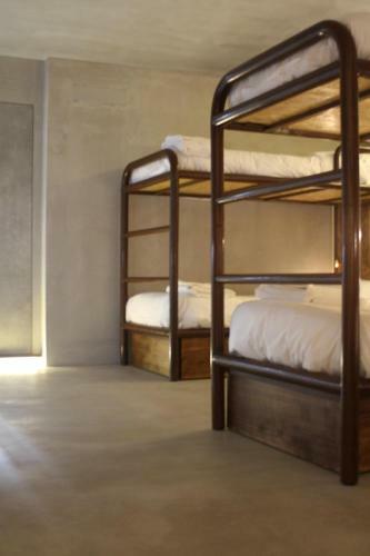 N1 Hostel Apartments And Suites