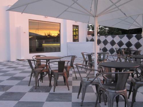 N1 Hostel Apartments And Suites