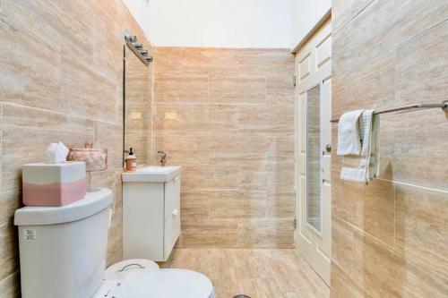 Casa Castellana B&B Inn