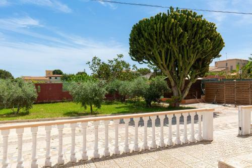 Villa Fidalsa Pink Lake