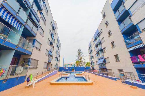 Los Locos Beach Apartments