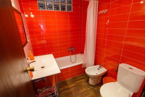 Tossa de Mar Villa Sleeps 8 Pool