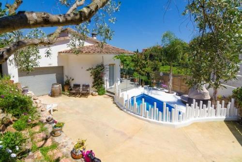 Tossa de Mar Villa Sleeps 8 Pool