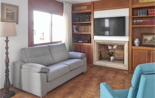 Three-bedroom Holiday Home In Tossa de Mar