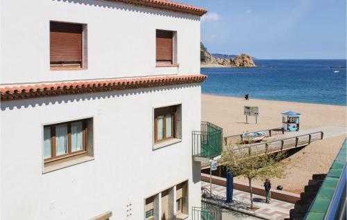 Three-bedroom Holiday Home In Tossa de Mar