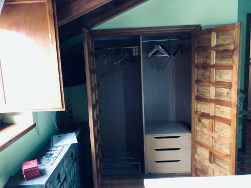 Hostal Pension Trescasas