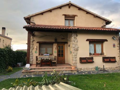 Hostal Pension Trescasas