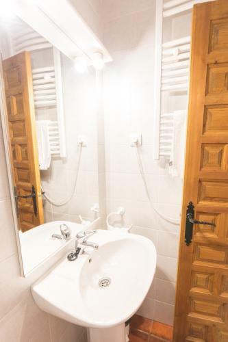 Apartamentos Rurales El Colvillo