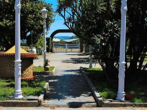 Traditional Villa In O Val, Nar�n With Pool