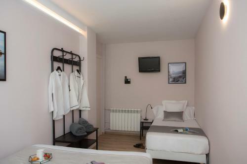 Hostal Palacios Rooms
