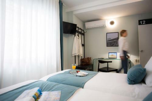 Hostal Palacios Rooms