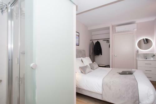 Hostal Palacios Rooms