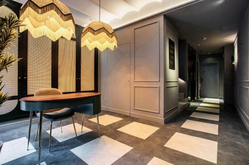 Hostal Reina 107 Beach Boutique