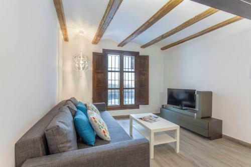 Apartup Central Market I