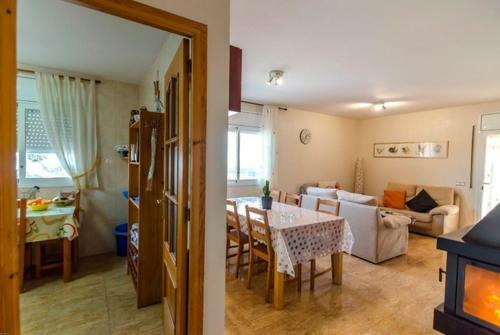 Sant Ponc Villa Sleeps 6 Pool