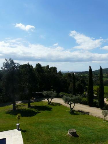 Hostal Cala Castell Suites