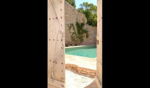 Valls Villa Sleeps 6 With Pool