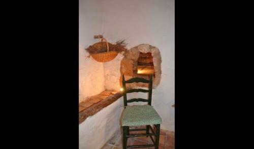 Valls Villa Sleeps 6 With Pool