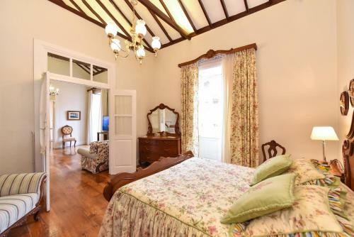 Las Orquideas Oldtown House Pm60