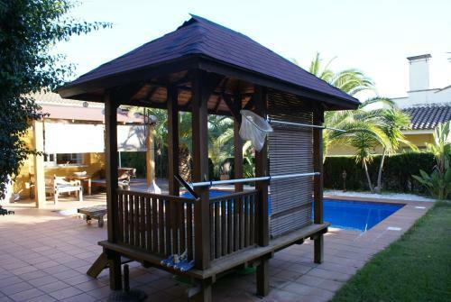 Lady Marian El Vendrell Villa Hutt-041075