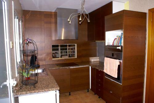 Lady Marian El Vendrell Villa Hutt-041075