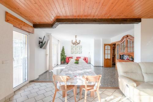 Villa Felicity