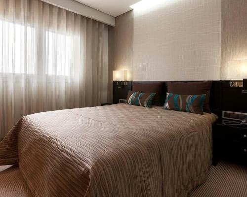 Cardal Hotel