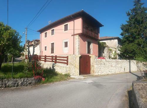 La Curuxa, Casa En Vidiago de Llanes