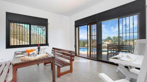 Villa- Camelia