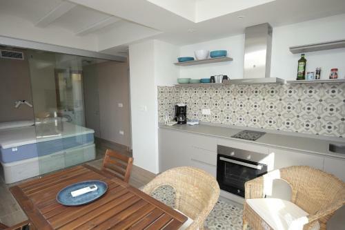 Ar28-2, Bonito Apartamento En Primera L�nea