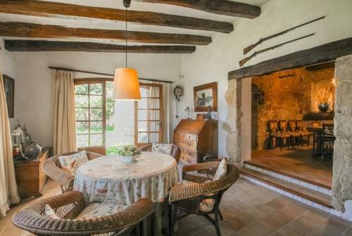 Platja D'aro Villa Sleeps 8 Pool Wifi