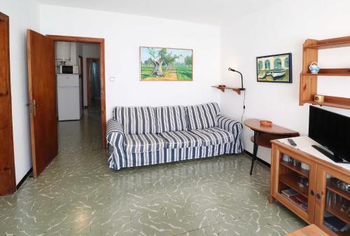 Risvall, Apartamento 6