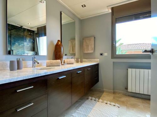 Villa N�ay