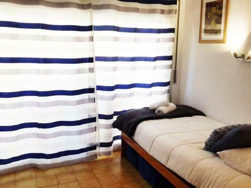 Apartamento Cerca Del Mar Con Piscina Happolon