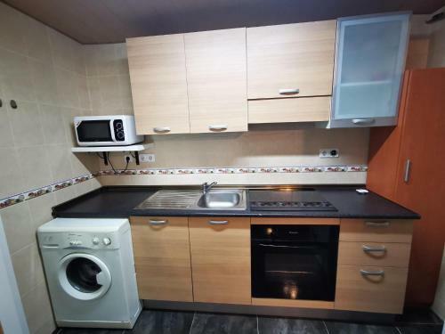 Girorooms Apartament Suntower 1a Linea de Mar