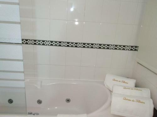 Hostal Spiritual Spa Quinta Da Telheira