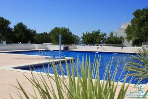 Cala Tarida Apartment Sleeps 4 Pool Air Con Wifi