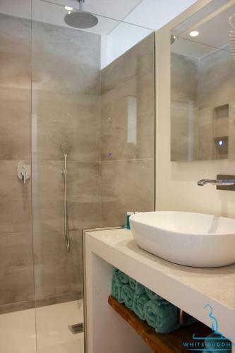 Cala Tarida Apartment Sleeps 4 Pool Air Con Wifi
