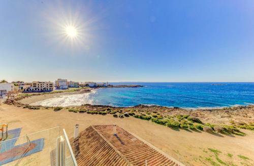 Apartment Migjorn Cel Seafront