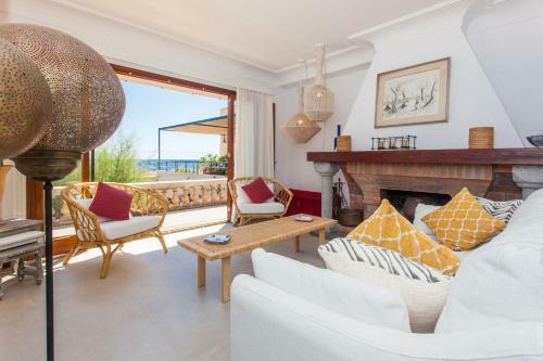 Villa Cabrera 12 Pax