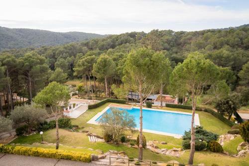Tamariu Apartment Sleeps 6 With Pool