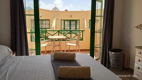 Inviting 1-bed Apartment On Castillo Mar